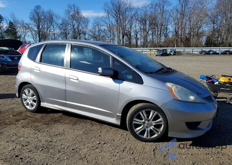 2010 Honda Fit Sport из США, поврежденный, VIN JHMGE8H43AS002707